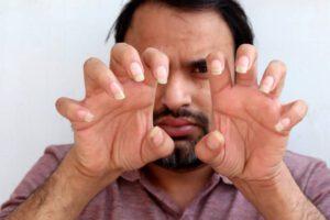 ناخن بلند آقایان